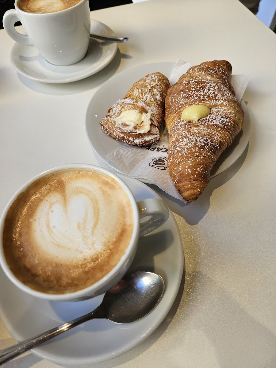 Oliver Cafè & Bistrot-3