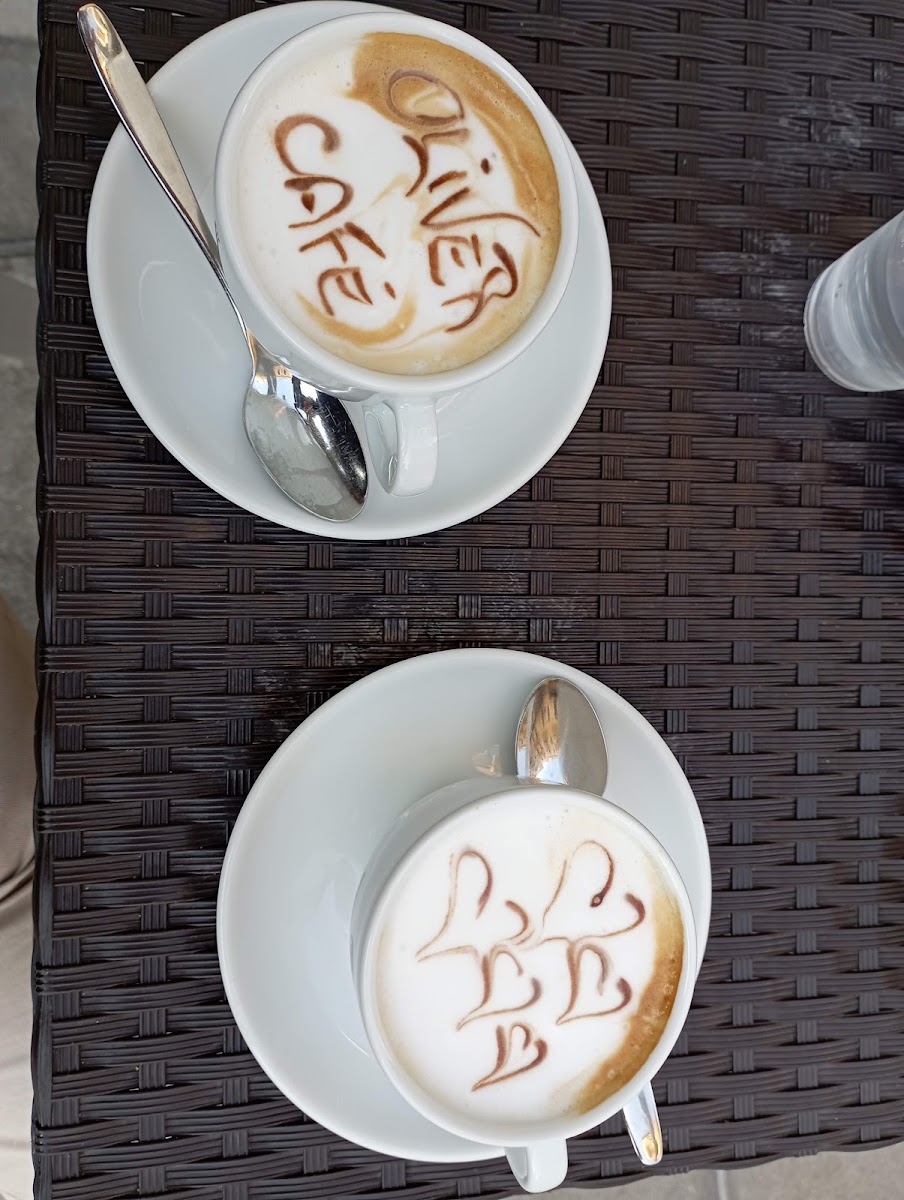 Oliver Cafè & Bistrot-9